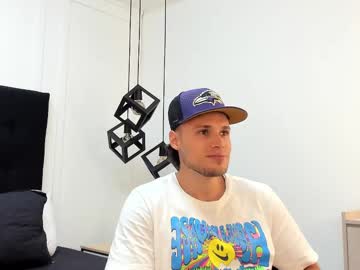Adrien_Roche888 Chaturbate stream image from January 19, 2025