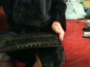 Cashew72 Chaturbate stream image from January 19, 2025