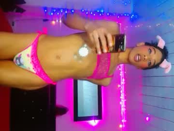 Kataleyapartytranss Chaturbate stream image from January 19, 2025