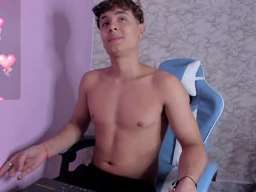 Lil_Cookie08 Chaturbate stream image from January 19, 2025