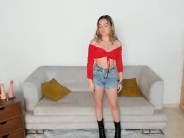 Littlesexualworld Chaturbate stream image from January 19, 2025