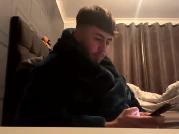 Lmp125 Chaturbate stream image from January 19, 2025