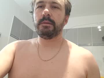 Luluberlu042 Chaturbate stream image from January 19, 2025