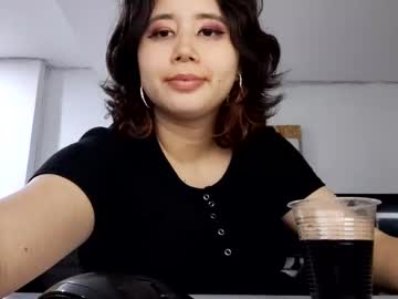 Yuimoon_ Chaturbate stream image from January 19, 2025