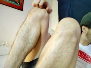 Camilosaennz Chaturbate stream image from January 19, 2025