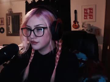 Demongf Chaturbate stream image from January 19, 2025