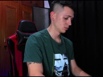Dimitri_Higt Chaturbate stream image from January 19, 2025