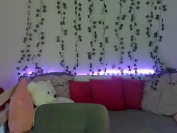 Emily_Gin Chaturbate stream image from January 19, 2025