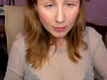 Helens_Lov stream image from January 19, 2025