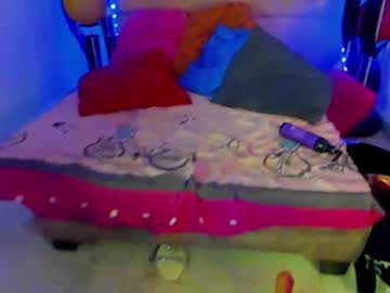 Leylastras Chaturbate stream image from January 19, 2025