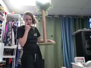 Mariewaters Chaturbate stream image from January 19, 2025