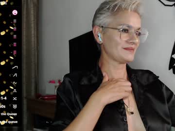 Scarlett_Paris Chaturbate stream image from January 19, 2025