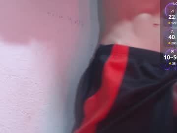 Grayhorny Chaturbate stream image from January 19, 2025