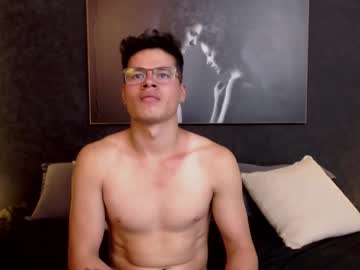 Kingbezs Chaturbate stream image from January 19, 2025