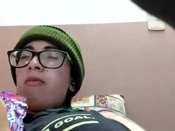 Lucianacapisce Chaturbate stream image from January 19, 2025