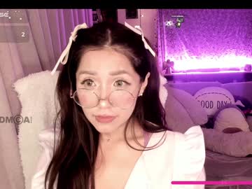 Shyangie24 Chaturbate stream image from January 19, 2025