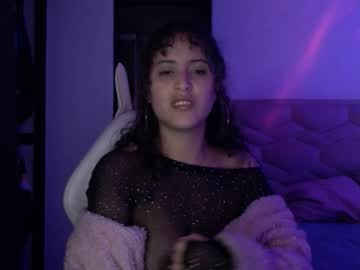 Sol_Amarilla_ Chaturbate stream image from January 19, 2025