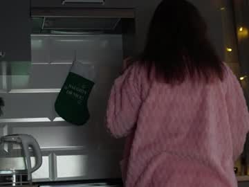 Roseess_ Chaturbate stream image from January 19, 2025