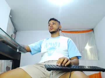 Andrew_Ortega Chaturbate stream image from January 19, 2025