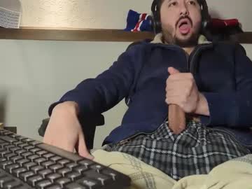 Chitownburb Chaturbate stream image from January 19, 2025