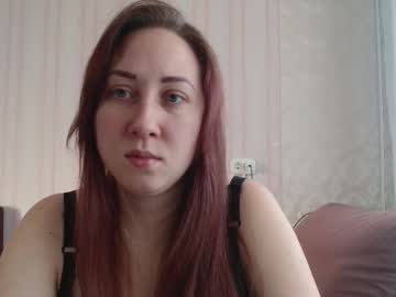 Kellycrystall Chaturbate stream image from January 19, 2025