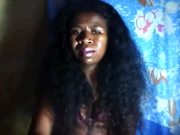 Melanih Chaturbate stream image from January 19, 2025