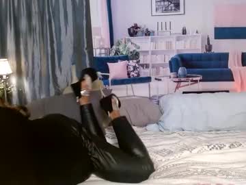 Niceandsavvy Chaturbate stream image from January 19, 2025