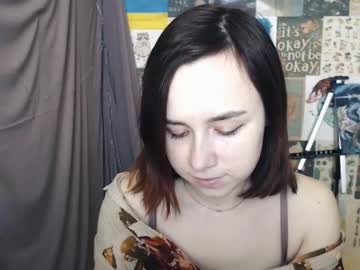 Veryveryvery_Shy Chaturbate stream image from January 19, 2025