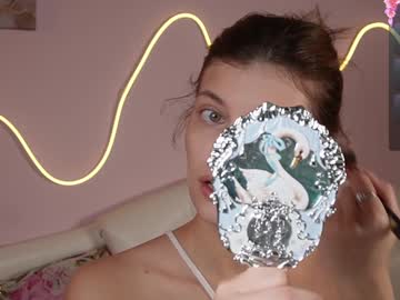 Victoriabeverly Chaturbate stream image from January 19, 2025