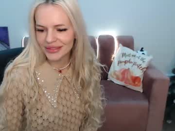Alisasambuka Chaturbate stream image from January 19, 2025