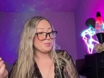 Baddiejess618433 Chaturbate stream image from January 19, 2025