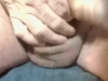 Bigdoglog Chaturbate stream image from January 19, 2025