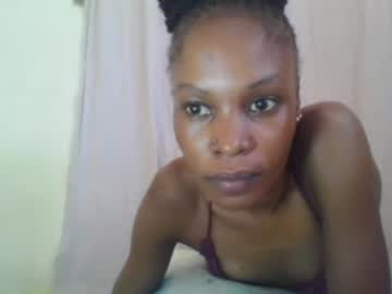 Sweetpetite254 Chaturbate stream image from January 19, 2025