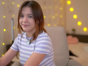 Tiny_Miracle Chaturbate stream image from January 19, 2025