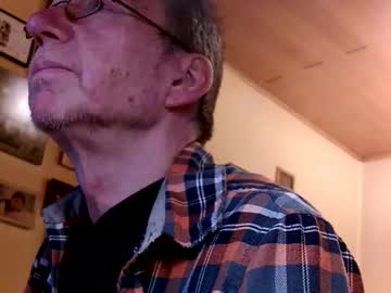 64shorty Chaturbate stream image from January 19, 2025