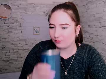 Elegant_Adele Chaturbate stream image from January 19, 2025