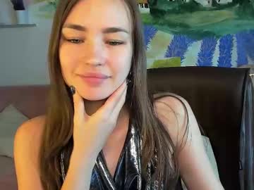 Leilarai Chaturbate stream image from January 19, 2025