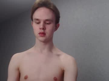 Angelraaay Chaturbate stream image from January 19, 2025