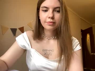 Nikastardust Chaturbate stream image from January 19, 2025