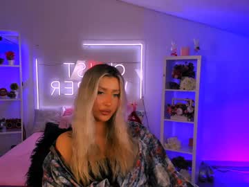 Oliviasweeeet Chaturbate stream image from January 19, 2025