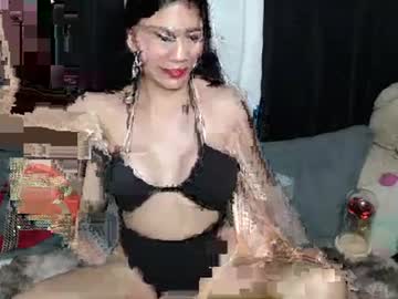 Alexablairee Chaturbate stream image from January 19, 2025