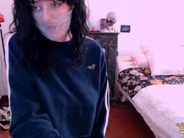 Bleu_Belladone Chaturbate stream image from January 19, 2025