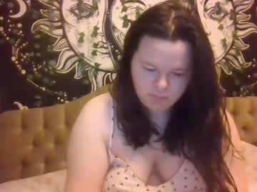Brookieivyx Chaturbate stream image from January 19, 2025
