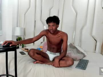 Criis_Brownn_ Chaturbate stream image from January 19, 2025