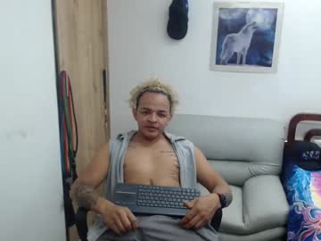 Dantebig_22 Chaturbate stream image from January 19, 2025
