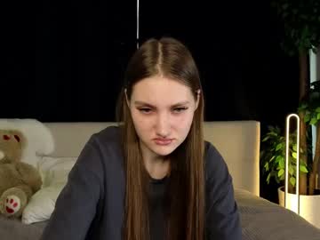 Enchanting_Ella Chaturbate stream image from January 19, 2025