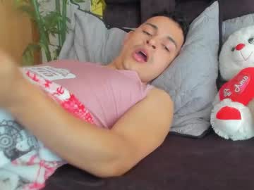 Teddy_Cowboy Chaturbate stream image from January 19, 2025
