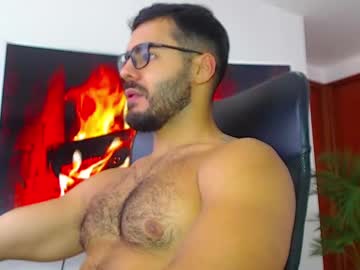Andrew_West_ Chaturbate stream image from January 19, 2025