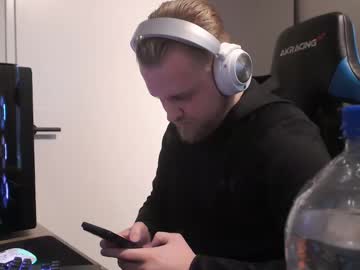 Iamdirtydaily Chaturbate stream image from January 19, 2025