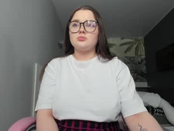 Ledi_Britmi Chaturbate stream image from January 19, 2025